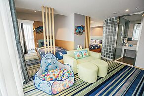 Holiday Inn Express Yingkou Onelong Plaza by IHG