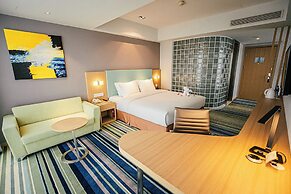 Holiday Inn Express Yingkou Onelong Plaza by IHG