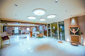 Hotel Holiday Resort