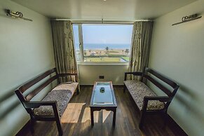 Hotel Holiday Resort