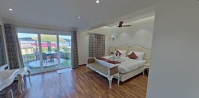 Hotel Holiday Resort