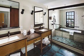 The Perry Hotel & Marina Key West