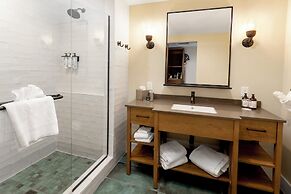 The Perry Hotel & Marina Key West