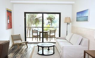 The Perry Hotel & Marina Key West