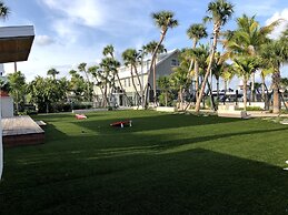 The Perry Hotel & Marina Key West