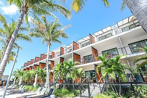 The Perry Hotel & Marina Key West