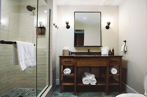 The Perry Hotel & Marina Key West