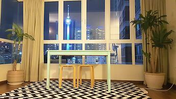 Balkoni Hijau at Casa Mutiara KL