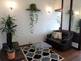 Balkoni Hijau at Casa Mutiara KL