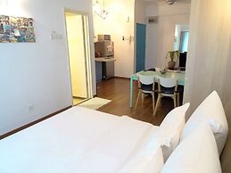 Balkoni Hijau at Casa Mutiara KL