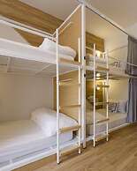 Bed One Block Hostel