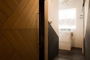 Bed One Block Hostel