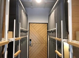 Bed One Block Hostel