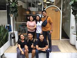 Bed One Block Hostel