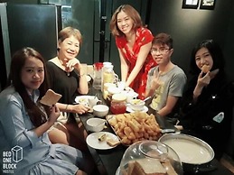 Bed One Block Hostel