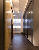 Bed One Block Hostel