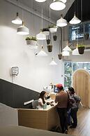 Bed One Block Hostel