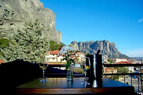 Theatro Hotel Odysseon