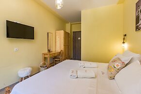 Theatro Hotel Odysseon