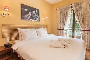 Theatro Hotel Odysseon