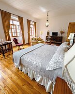 Casa Montalvo Bed & Breakfast