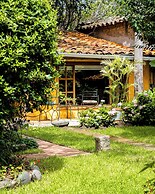 Casa Montalvo Bed & Breakfast