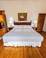 Casa Montalvo Bed & Breakfast