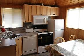 Lakeside Resort and Motel