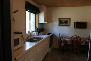 Lakeside Resort and Motel