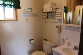 Lakeside Resort and Motel