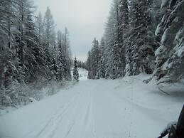 Lakeside Resort and Motel