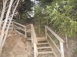 Lakeside Resort and Motel