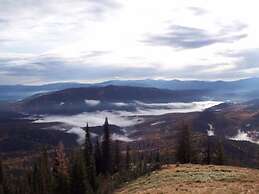 Lakeside Resort and Motel