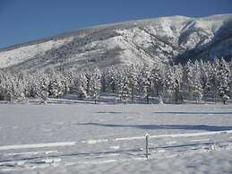 Lakeside Resort and Motel