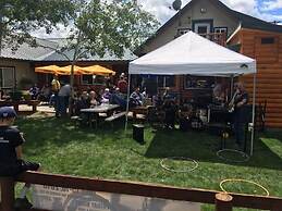 Lakeside Resort and Motel