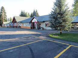 Lakeside Resort and Motel