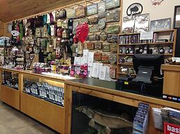 Lakeside Resort and Motel