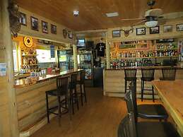 Lakeside Resort and Motel