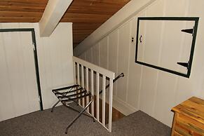 Lakeside Resort and Motel