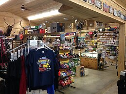 Lakeside Resort and Motel