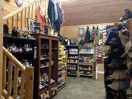 Lakeside Resort and Motel