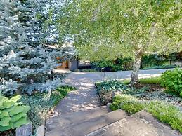 Chic Highlands Hideaway