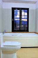 Hotel Raniban Arcade