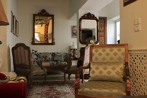 El Patio Courtyard House