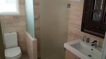 El Patio Courtyard House