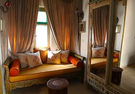 El Patio Courtyard House