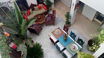 El Patio Courtyard House