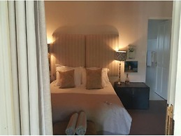 The Vineyard Country House