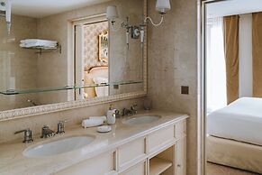 Hôtel Splendide Royal Paris - Relais & Châteaux