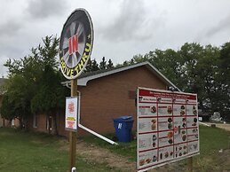 Theodore Motor Hotel